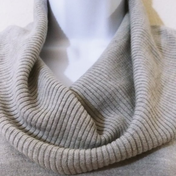 LUXE 360 SWEATER COWL NECKLINE - Picture 9 of 11